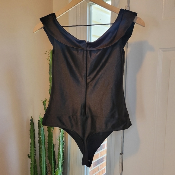 Express Off The Shoulder Black One-Piece Bodysuit, Size XS Shiny Satin Sexy - Picture 7 of 9